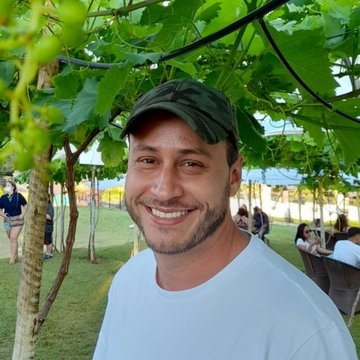 Ayrton Mauricio Arvani