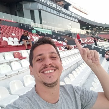 Alex Gustavo
