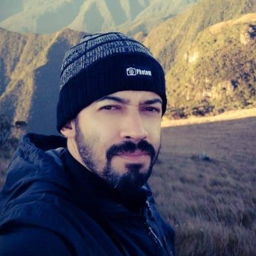 Tom Trekking