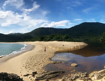Trilha Praia da Lagoa - Uma Praia Deserta em Ubatuba
