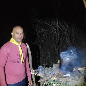Adriano José