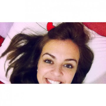 Andrezza Caroline de Fari