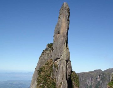 AGULHA DO DIABO: A Conquista do Penhasco Fantasma